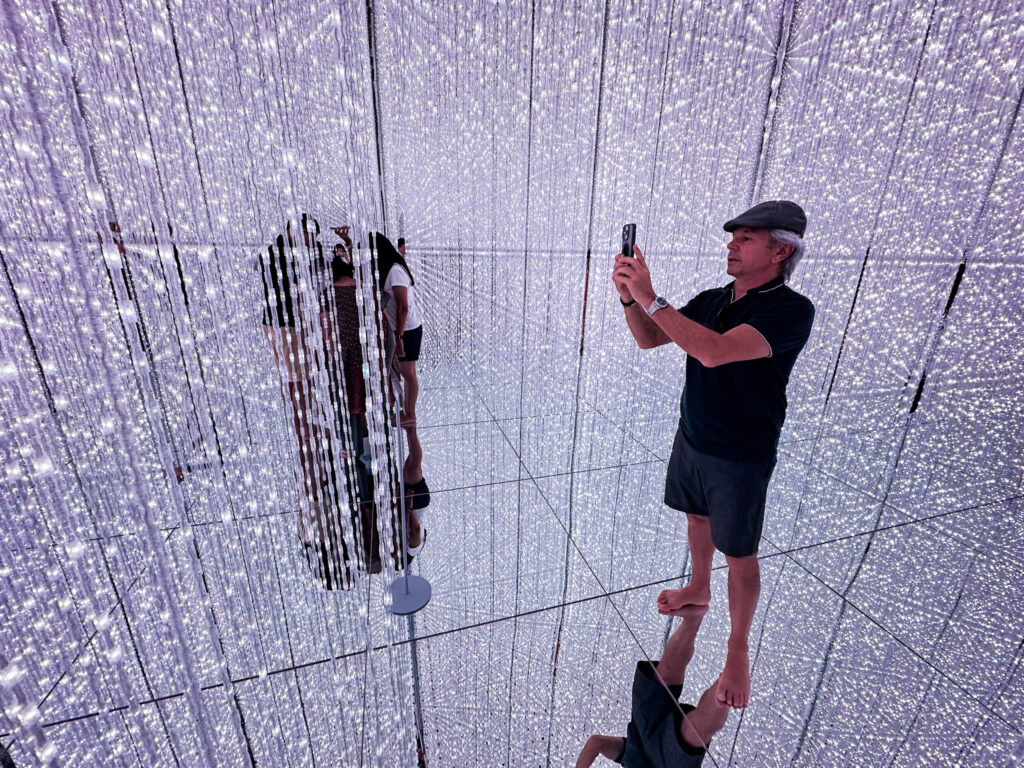 It was easy to get disoriented in this